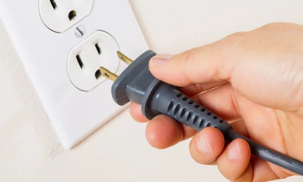 electrical outlet plug